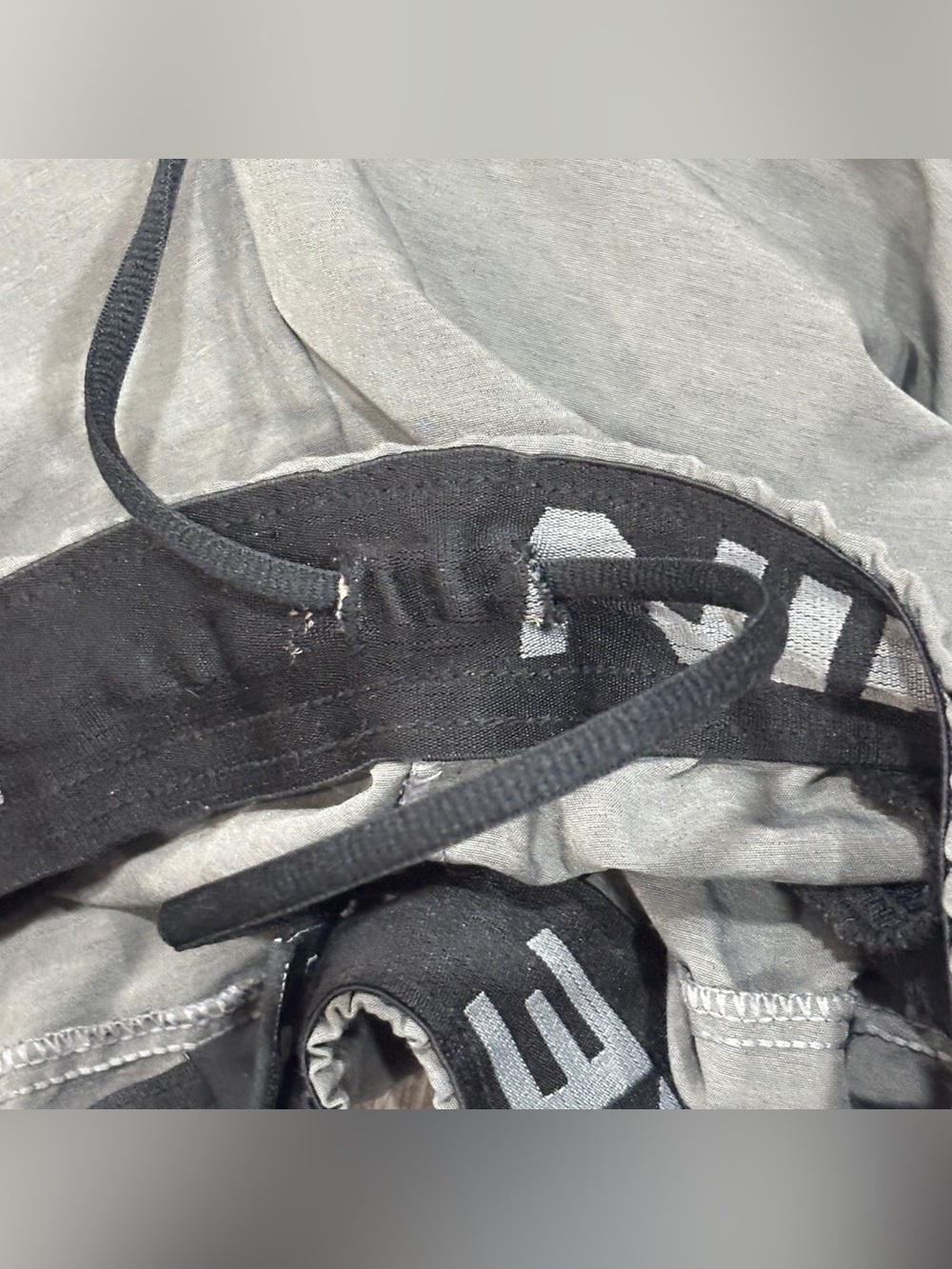 Nike Dri-FIT Athletic Shorts Mens Small Gray Black Training Gym - Picture 11 of 11